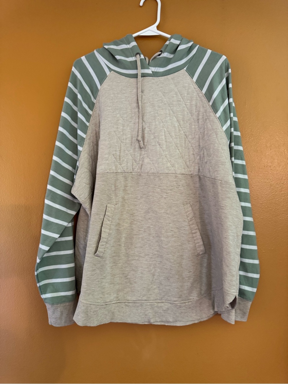 Maurices Quilted Cream Hoodie with Sage Green Striped Sleeves